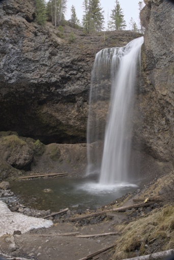Moul falls dropping approximately 115 ft to the spillway below. 